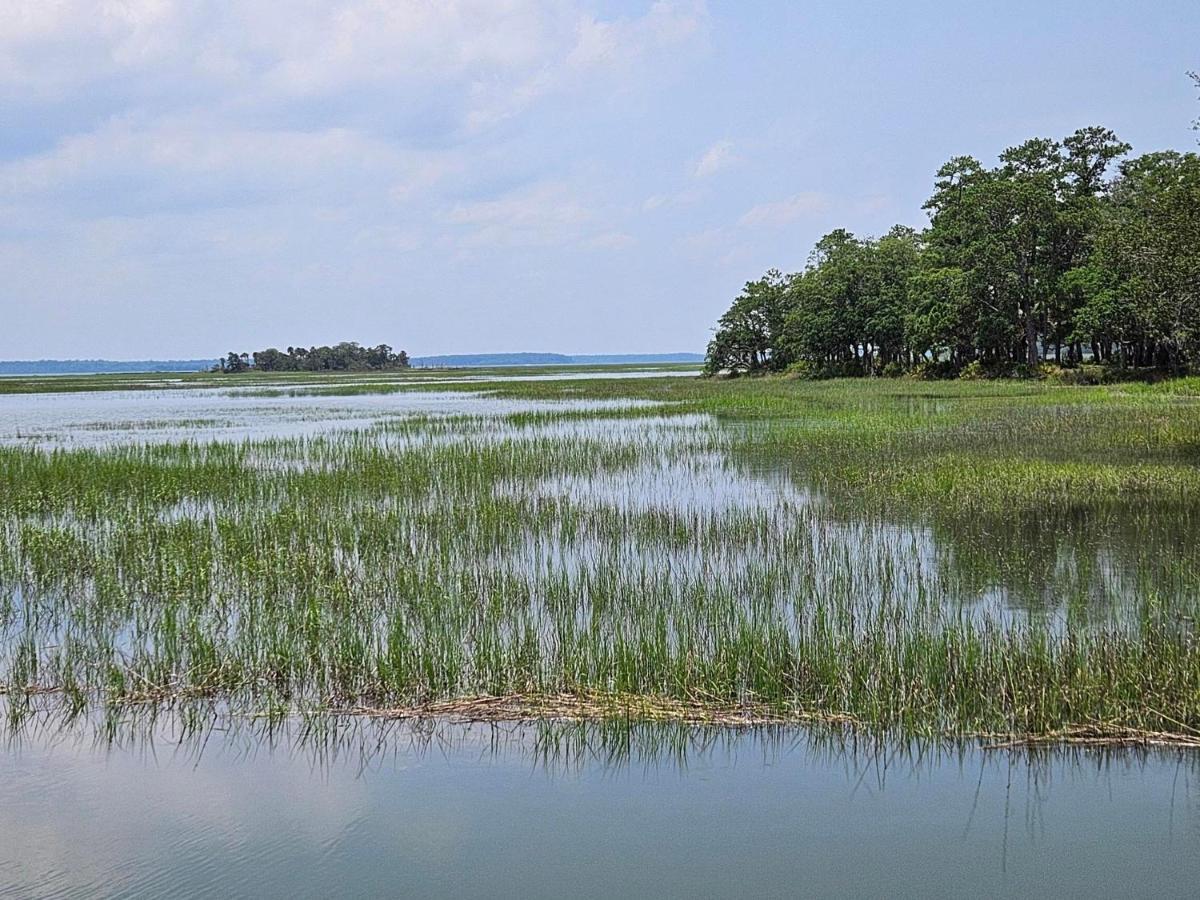 Low Country Cottage In Beautiful Habersham Beaufort Exterior photo