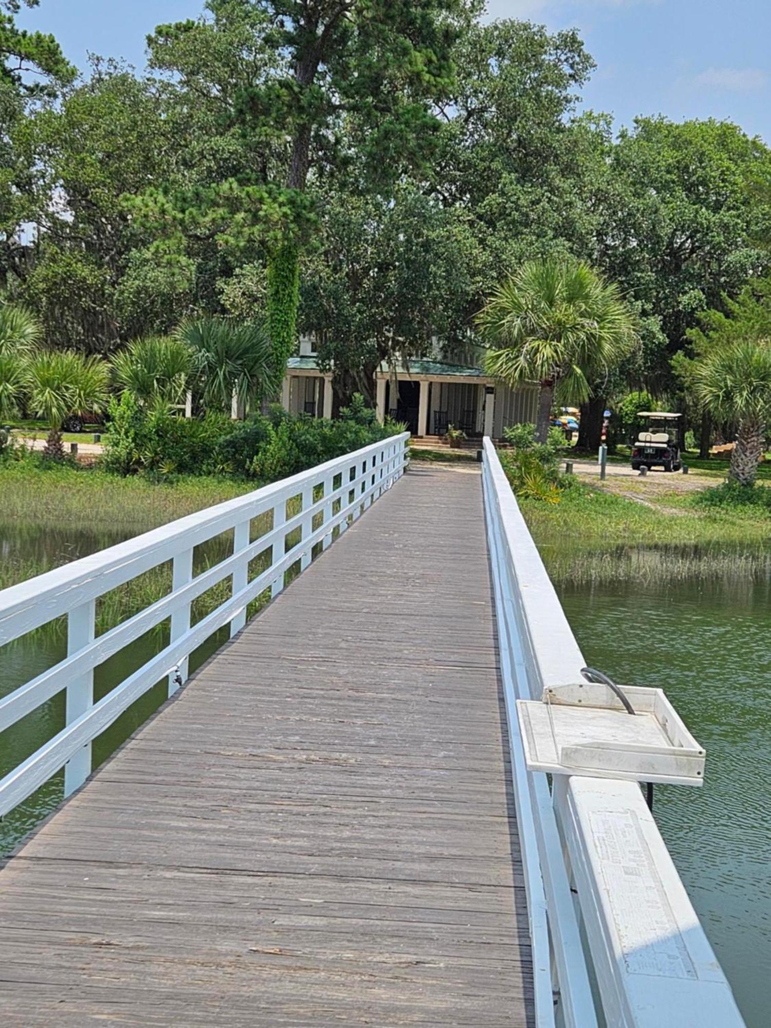 Low Country Cottage In Beautiful Habersham Beaufort Exterior photo