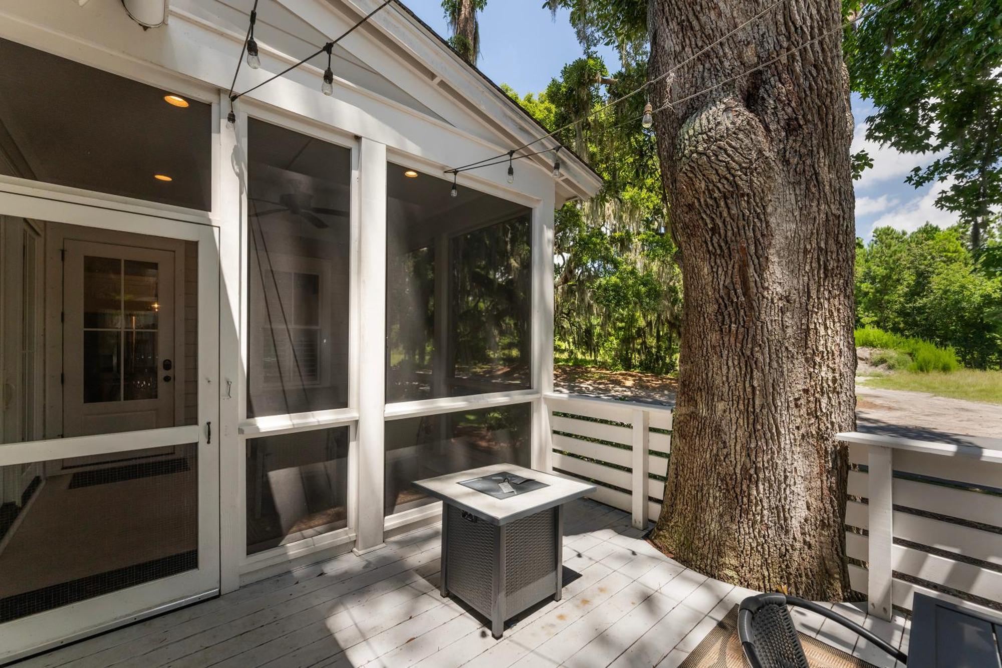 Low Country Cottage In Beautiful Habersham Beaufort Exterior photo